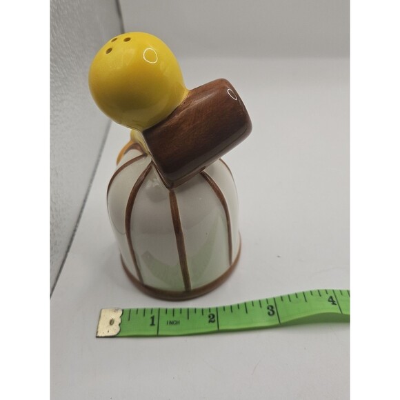 Vintage Gibson 2002 Tweety Bird on Cage Salt or Pepper Shaker - Picture 13 of 16